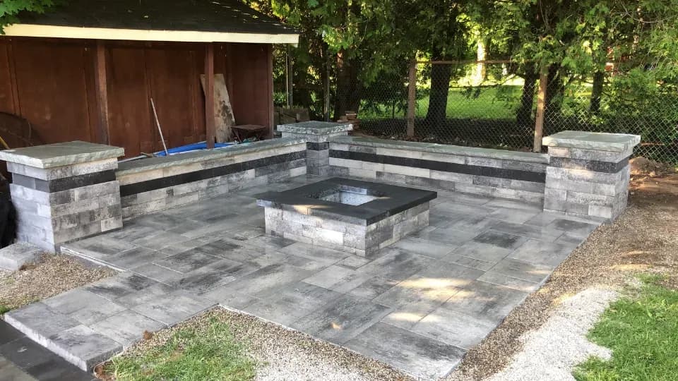 Interlocking Driveway & Walkway